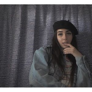 Meet your Posher, Kara